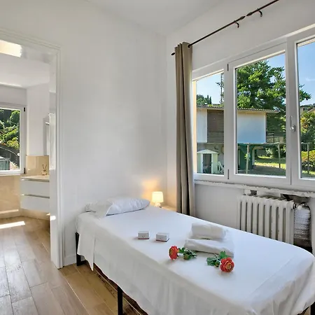 Apartment Giulia Porto Valtravaglia