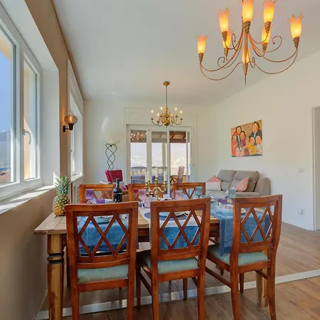 Apartment Giulia Porto Valtravaglia