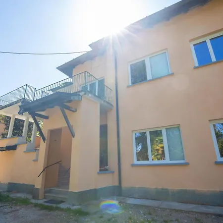 Apartment Giulia Porto Valtravaglia