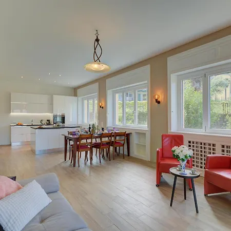 Giulia Apartment Porto Valtravaglia