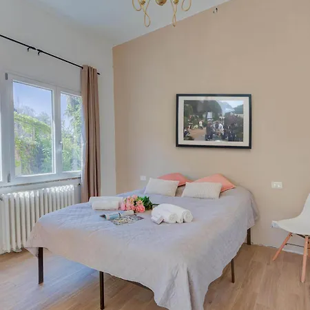 Giulia Apartment