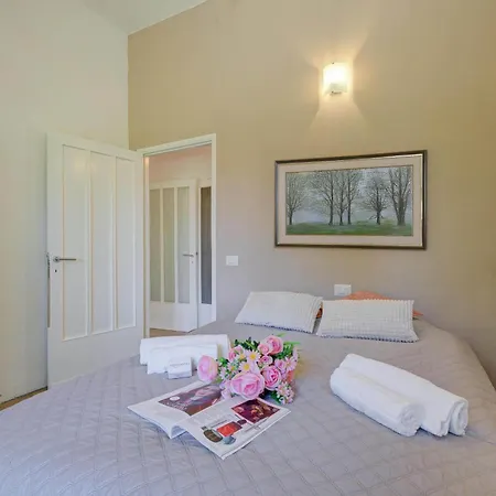Giulia Apartment *